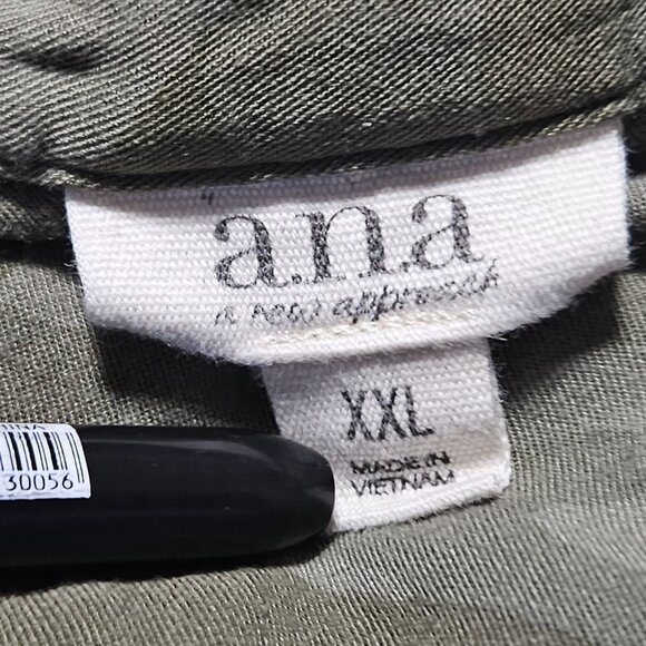 Ana Camouflage Button Up Shirt Womens Size XXL Green Camo Roll Tab Sleeve Top - Picture 3 of 4